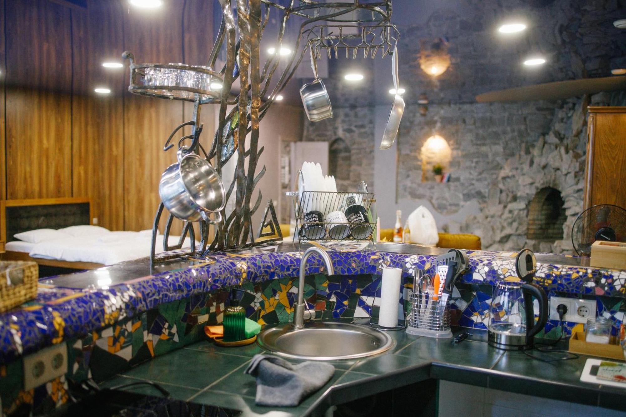 Gaudi Apartment In Lviv Exterior photo