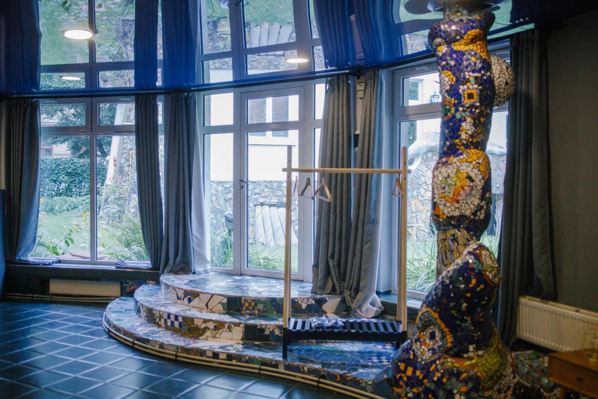 Gaudi Apartment In Lviv Exterior photo